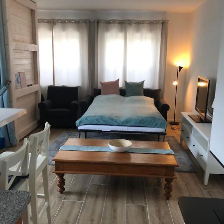 Alte Post Altwahnsdorf Apartment ราเดอบอยล์ ภายนอก รูปภาพ