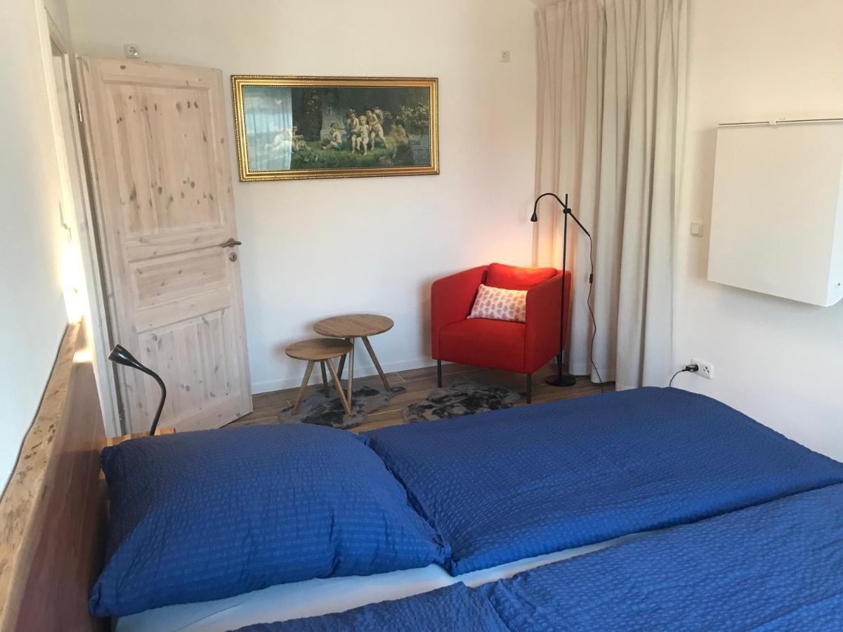 Alte Post Altwahnsdorf Apartment ราเดอบอยล์ ภายนอก รูปภาพ